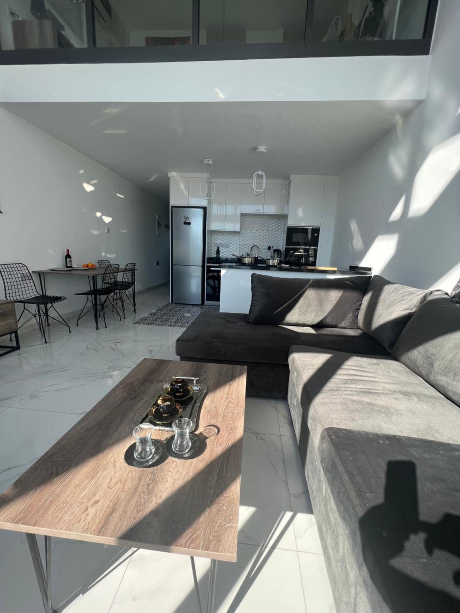 Hermes Penthouse Akanthú Kültér fotó